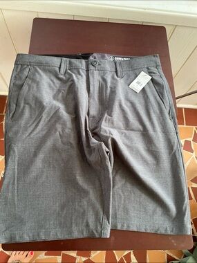 Volcom Men's Gray Surf & Turf Shorts